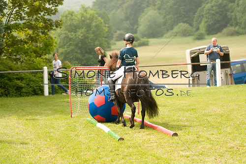 (c)SimoneHomberg_Ponyfest_Sa_20150606_0178
