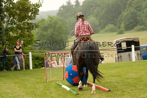 (c)SimoneHomberg_Ponyfest_Sa_20150606_0191