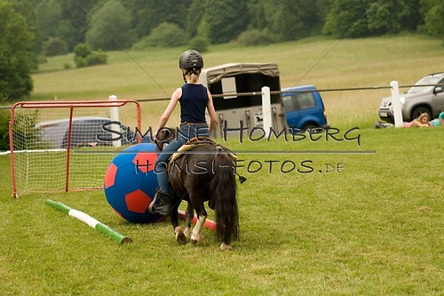 (c)SimoneHomberg_Ponyfest_Sa_20150606_0221