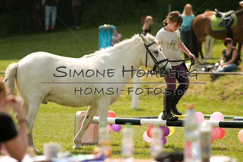 (c)SimoneHomberg_Ponyfest_Sa_20150606_0285