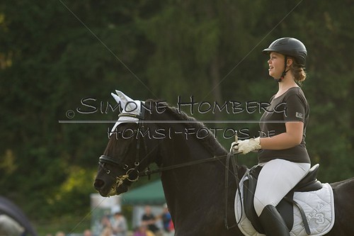 (c)SimoneHomberg_Ponyfest_Schauprogramm_20150606_0008