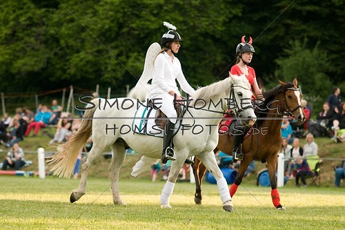 (c)SimoneHomberg_Ponyfest_Schauprogramm_20150606_0228