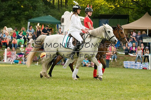 (c)SimoneHomberg_Ponyfest_Schauprogramm_20150606_0230