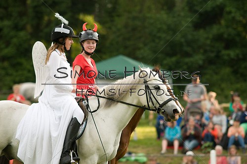 (c)SimoneHomberg_Ponyfest_Schauprogramm_20150606_0253