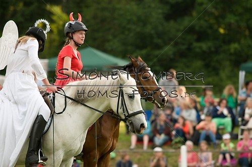 (c)SimoneHomberg_Ponyfest_Schauprogramm_20150606_0255