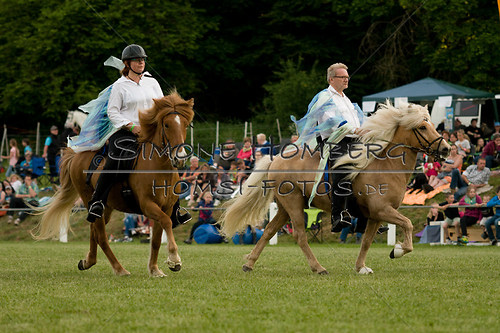 (c)SimoneHomberg_Ponyfest_Schauprogramm_20150606_0426
