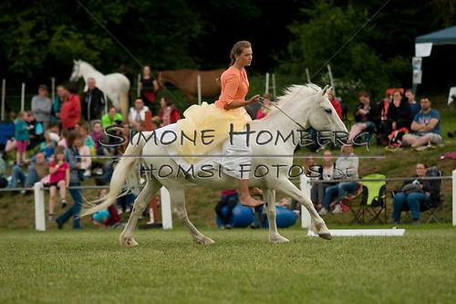 (c)SimoneHomberg_Ponyfest_Schauprogramm_20150606_0484