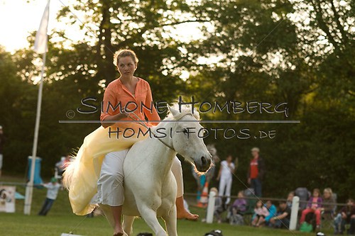 (c)SimoneHomberg_Ponyfest_Schauprogramm_20150606_0499