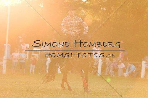 (c)SimoneHomberg_Ponyfest_Schauprogramm_20150606_0633