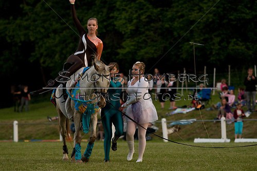 (c)SimoneHomberg_Ponyfest_Schauprogramm_20150606_0942