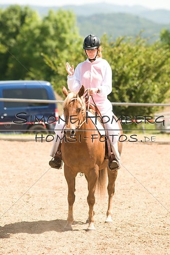 (c)SimoneHomberg_Ponyfest_So_20150607_0022