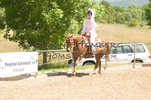 (c)SimoneHomberg_Ponyfest_So_20150607_0026