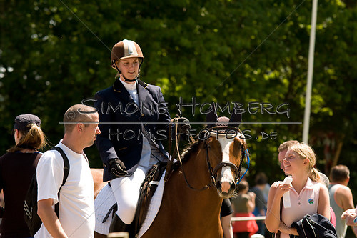 (c)SimoneHomberg_Ponyfest_So_20150607_0052