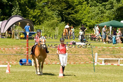 (c)SimoneHomberg_Ponyfest_So_20150607_0070