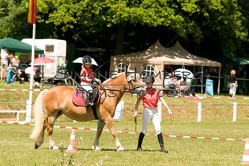 (c)SimoneHomberg_Ponyfest_So_20150607_0072