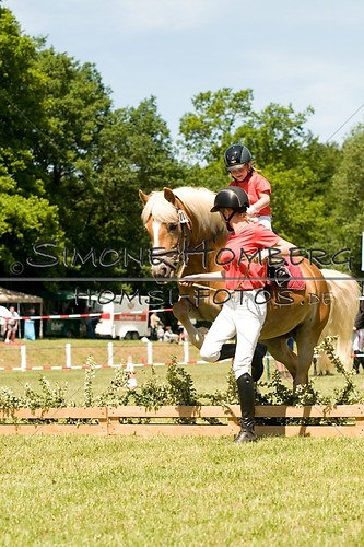 (c)SimoneHomberg_Ponyfest_So_20150607_0073