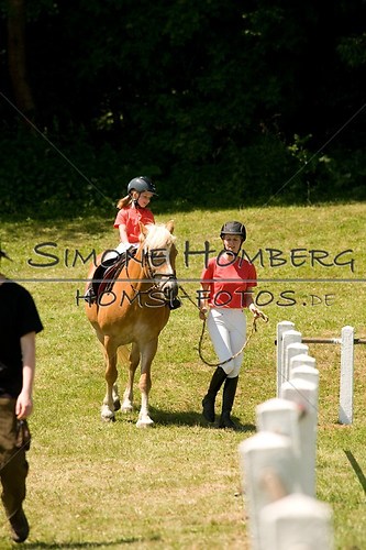 (c)SimoneHomberg_Ponyfest_So_20150607_0074