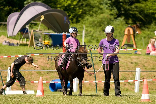 (c)SimoneHomberg_Ponyfest_So_20150607_0079