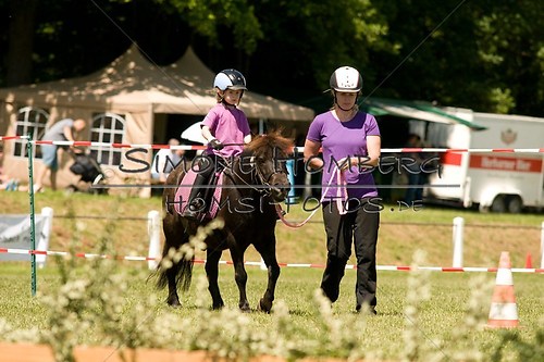 (c)SimoneHomberg_Ponyfest_So_20150607_0081