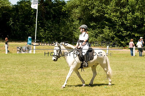 (c)SimoneHomberg_Ponyfest_So_20150607_0061