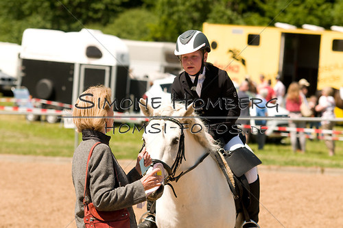 (c)SimoneHomberg_Ponyfest_So_20150607_0115