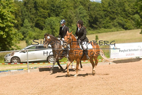 (c)SimoneHomberg_Ponyfest_So_20150607_0148