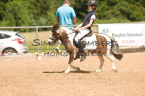 (c)SimoneHomberg_Ponyfest_So_20150607_0177