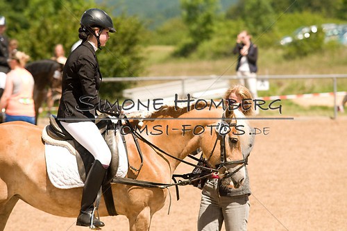 (c)SimoneHomberg_Ponyfest_So_20150607_0205