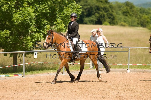 (c)SimoneHomberg_Ponyfest_So_20150607_0246