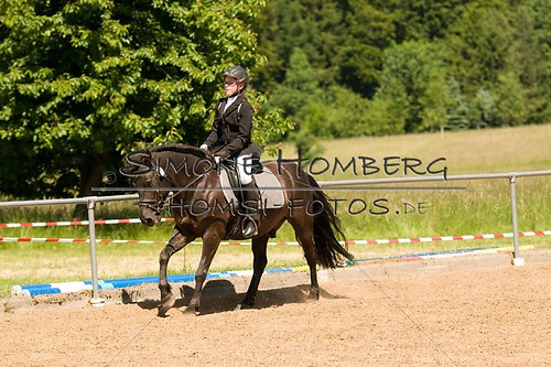 (c)SimoneHomberg_Ponyfest_So_20150607_0276