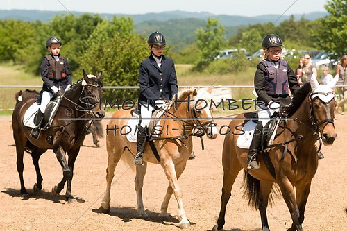 (c)SimoneHomberg_Ponyfest_So_20150607_0331