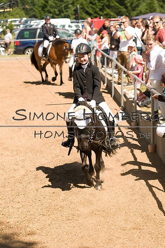 (c)SimoneHomberg_Ponyfest_So_20150607_0358