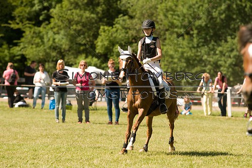 (c)SimoneHomberg_Ponyfest_So_20150607_0385