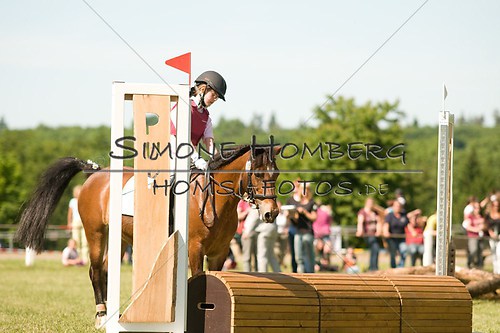 (c)SimoneHomberg_Ponyfest_So_20150607_0404