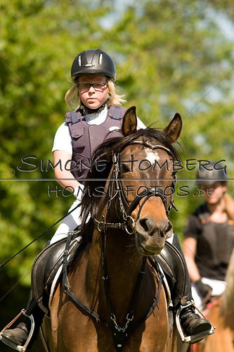 (c)SimoneHomberg_Ponyfest_So_20150607_0426