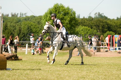 (c)SimoneHomberg_Ponyfest_So_20150607_0430