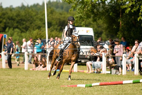 (c)SimoneHomberg_Ponyfest_So_20150607_0440