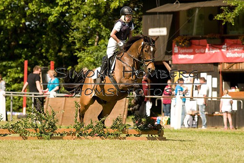 (c)SimoneHomberg_Ponyfest_So_20150607_0453