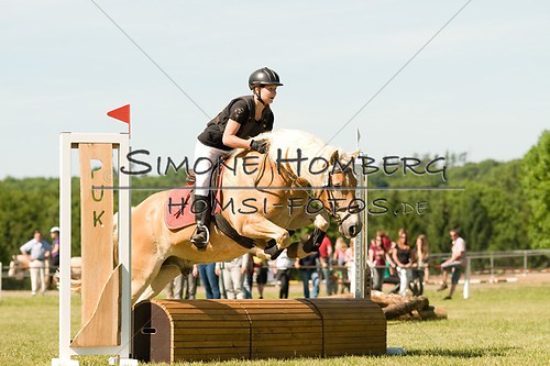 (c)SimoneHomberg_Ponyfest_So_20150607_0473