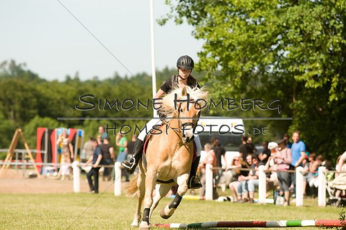 (c)SimoneHomberg_Ponyfest_So_20150607_0474