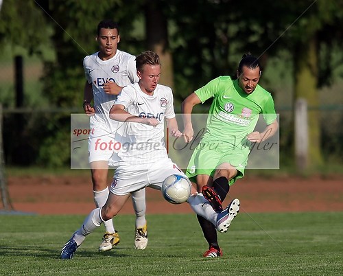SC Teutonia Watzenborn-Steinberg - Kickers Offenbach II am 05.07 (130705_OV_AHCWAT0377)