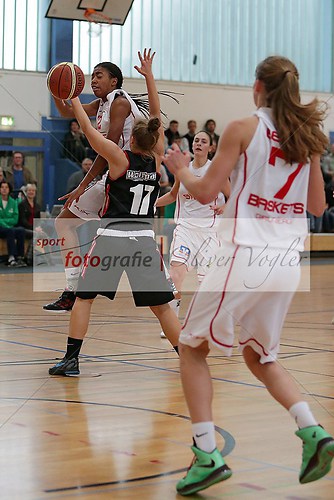 Bender Baskets Gruenberg - Wolfpack Wolfenbuettel am 20.10.2013 (131020OV_BBGWOL0146)