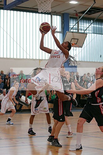 Bender Baskets Gruenberg - Wolfpack Wolfenbuettel am 20.10.2013 (131020OV_BBGWOL0175)