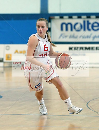 Bender Baskets Gruenberg - Wolfpack Wolfenbuettel am 20.10.2013 (131020OV_BBGWOL0200)