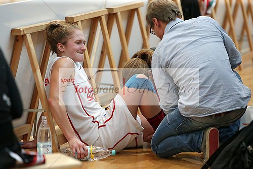 Bender Baskets Gruenberg - Wolfpack Wolfenbuettel am 20.10.2013 (131020OV_BBGWOL0266)