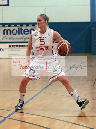 Bender Baskets Gruenberg - Wolfpack Wolfenbuettel am 20.10.2013 (131020OV_BBGWOL0429)