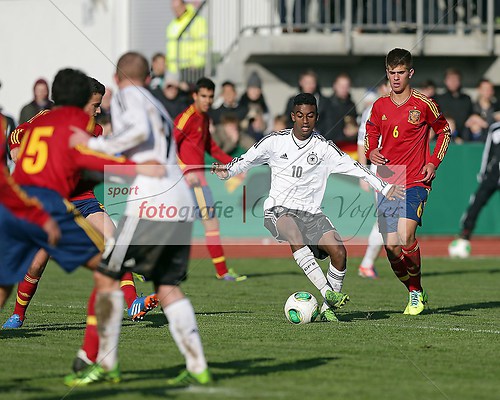 U17, Deutschland - Spanien am 12.11.2013 (131112OVBRDESP1976)