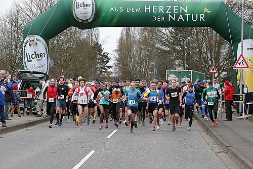Limes Winterlaufserie, Halbmarathon 21,1 km am 08.02.2014 (140208O_OVLIMES0039)