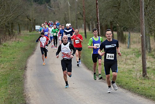 Limes Winterlaufserie, Halbmarathon 21,1 km am 08.02.2014 (140208O_OVLIMES0152)