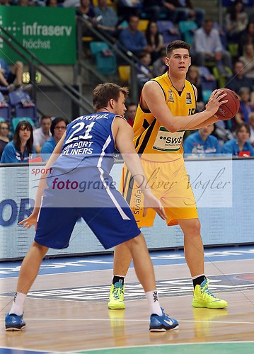 Fraport Skyliners Frankfurt - Walter Tigers Tuebingen am 29.03.2014 (140329OVSKYWTT0073)